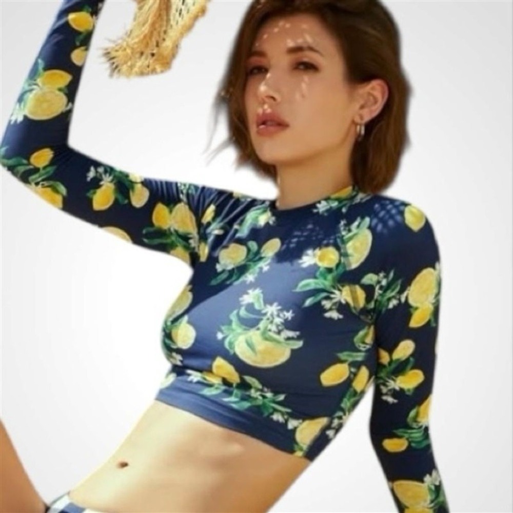 NWT Wet LA M Navy Lemons Rash Guard Long Sleeve Bikini Swim Top 128018